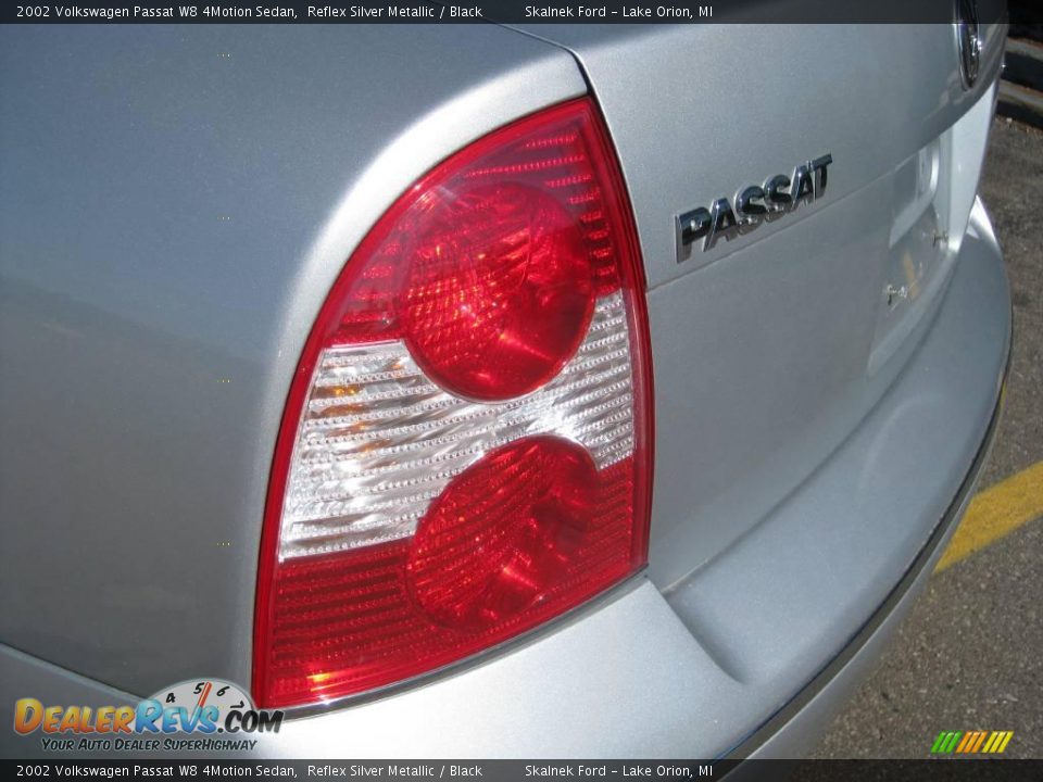 2002 Volkswagen Passat W8 4Motion Sedan Reflex Silver Metallic / Black Photo #15