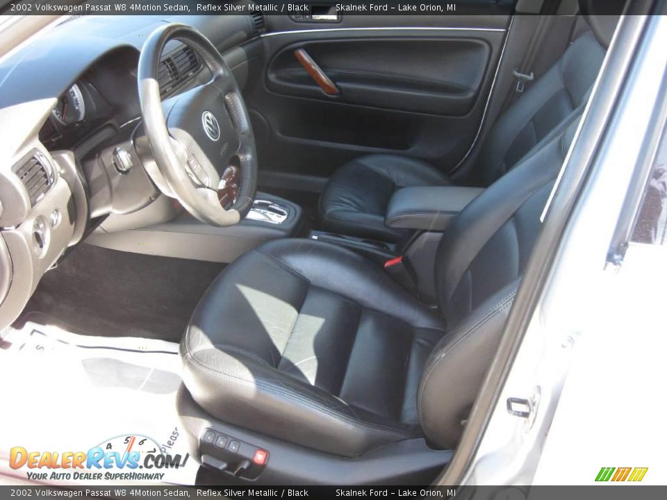 2002 Volkswagen Passat W8 4Motion Sedan Reflex Silver Metallic / Black Photo #22