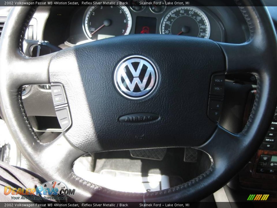 2002 Volkswagen Passat W8 4Motion Sedan Reflex Silver Metallic / Black Photo #28