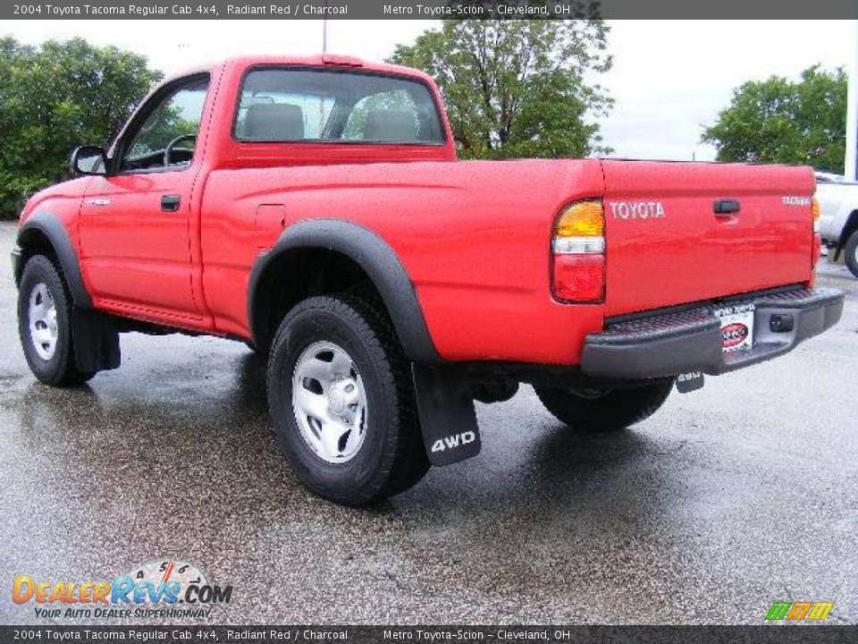 2004 Toyota Tacoma Regular Cab 4x4 Radiant Red / Charcoal Photo #5