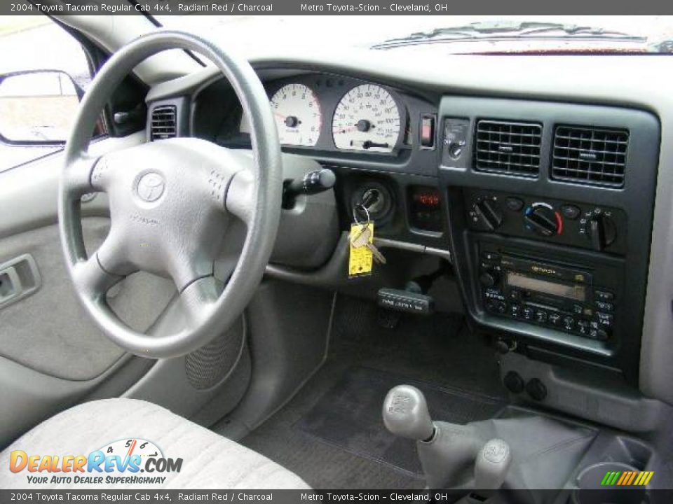 2004 Toyota Tacoma Regular Cab 4x4 Radiant Red / Charcoal Photo #12