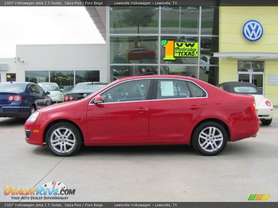 2007 Volkswagen Jetta 2.5 Sedan Salsa Red / Pure Beige Photo #2