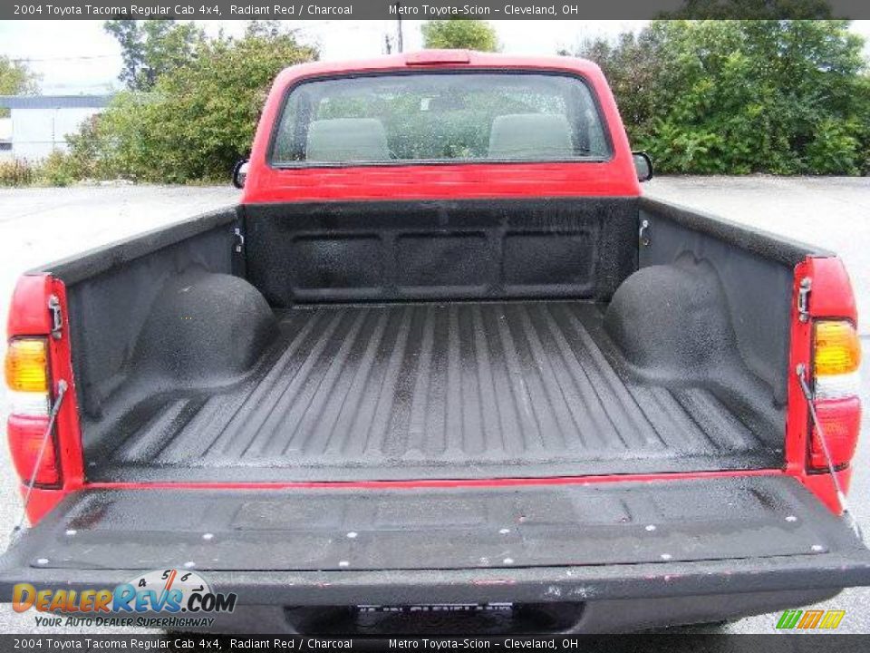 2004 Toyota Tacoma Regular Cab 4x4 Radiant Red / Charcoal Photo #21