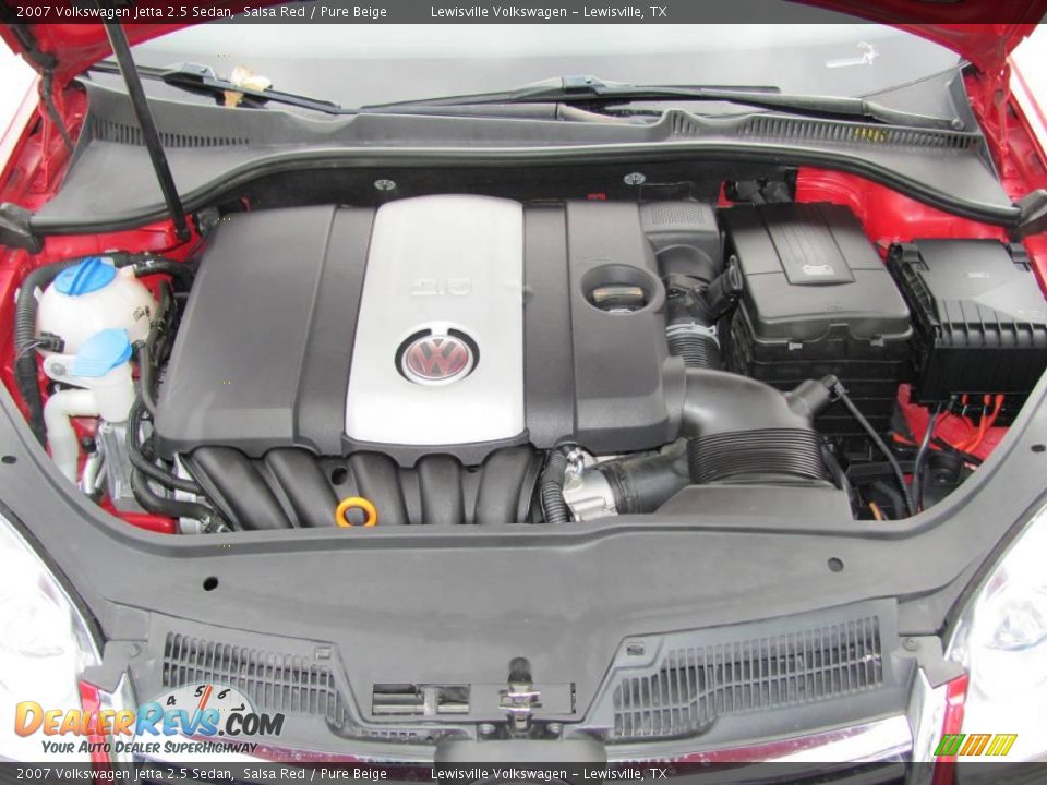 2007 Volkswagen Jetta 2.5 Sedan Salsa Red / Pure Beige Photo #18