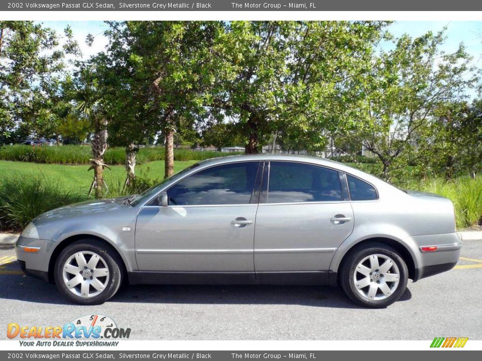 2002 Volkswagen Passat GLX Sedan Silverstone Grey Metallic / Black Photo #3