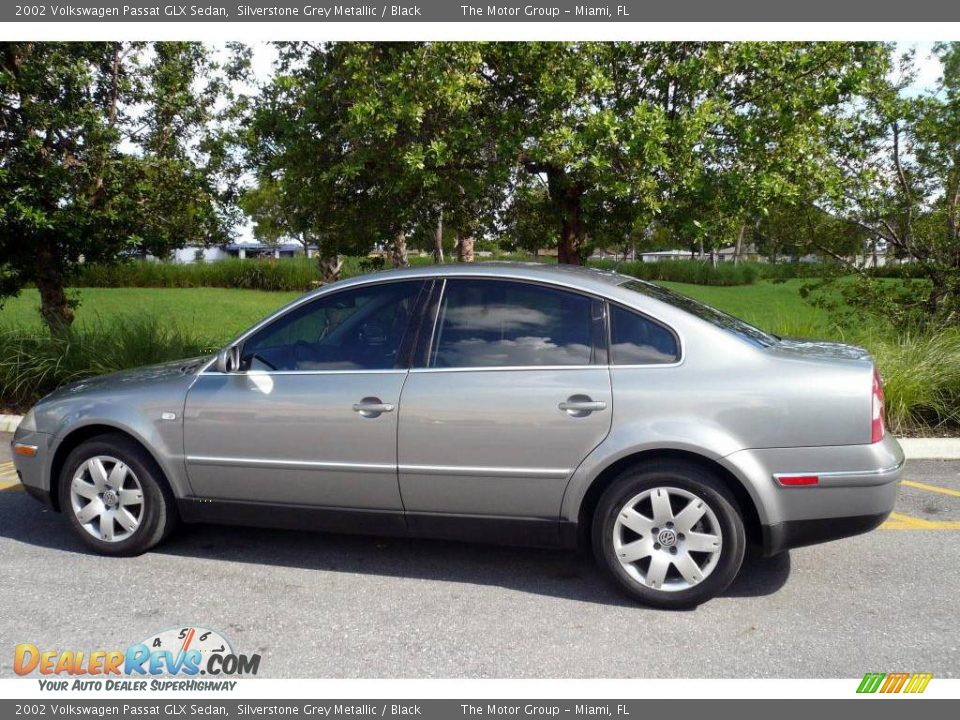2002 Volkswagen Passat GLX Sedan Silverstone Grey Metallic / Black Photo #4