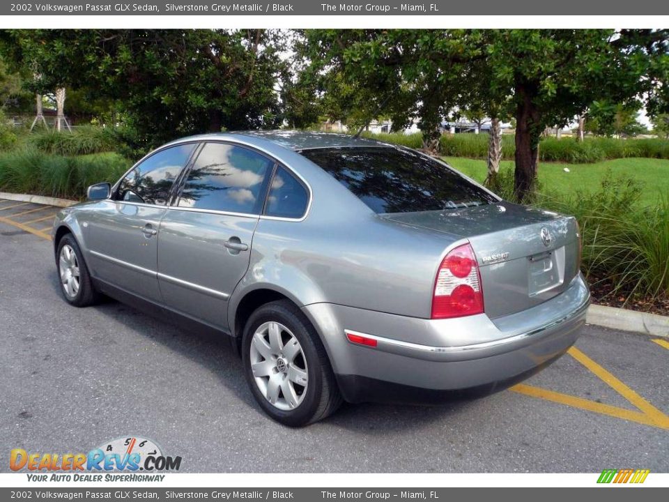 2002 Volkswagen Passat GLX Sedan Silverstone Grey Metallic / Black Photo #6