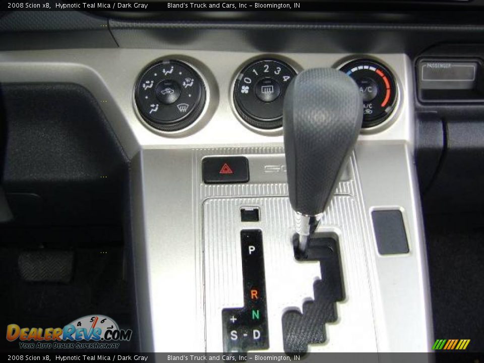 2008 Scion xB Hypnotic Teal Mica / Dark Gray Photo #18