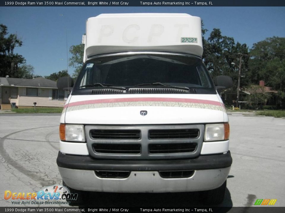 1999 Dodge Ram Van 3500 Maxi Commercial Bright White / Mist Gray Photo #2