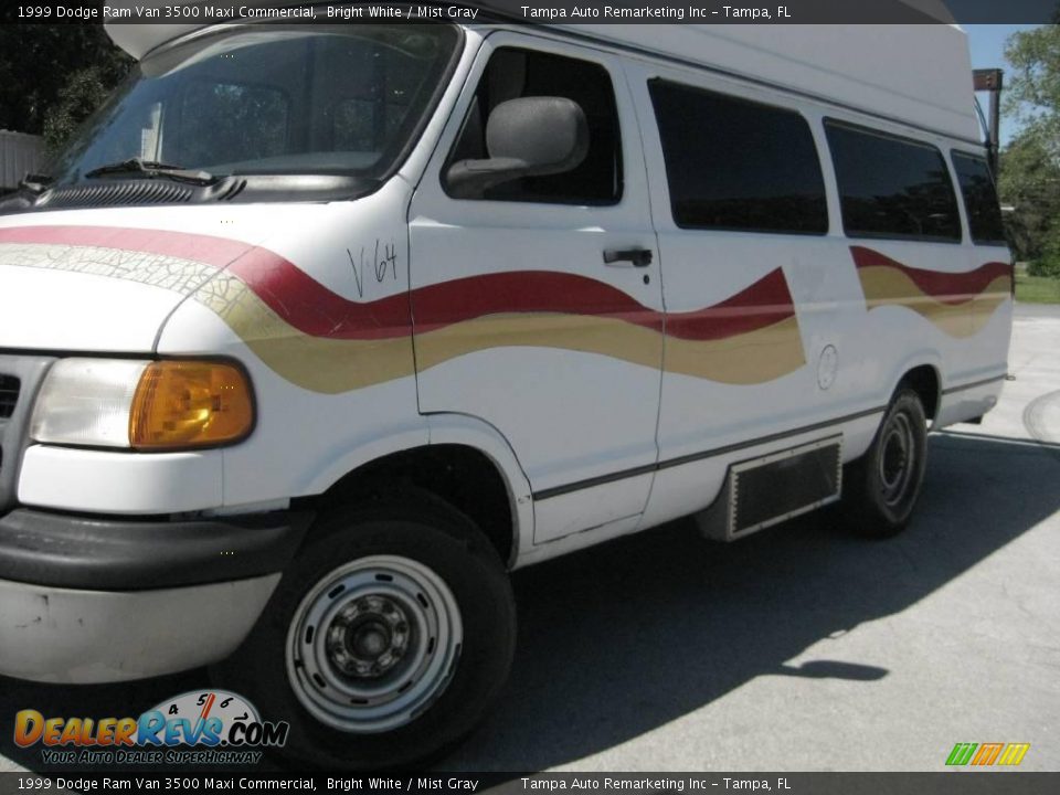 1999 Dodge Ram Van 3500 Maxi Commercial Bright White / Mist Gray Photo #4
