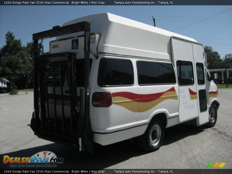 1999 Dodge Ram Van 3500 Maxi Commercial Bright White / Mist Gray Photo #12