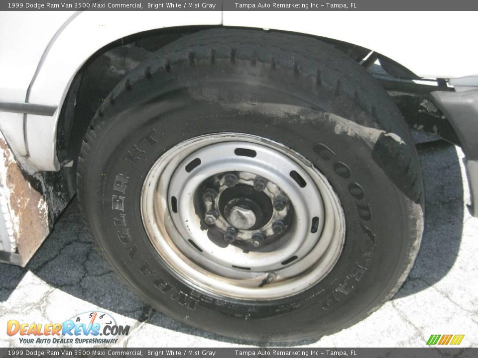 1999 Dodge Ram Van 3500 Maxi Commercial Bright White / Mist Gray Photo #15