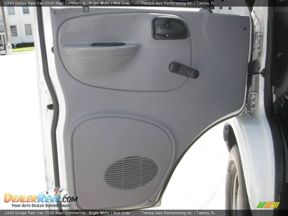 1999 Dodge Ram Van 3500 Maxi Commercial Bright White / Mist Gray Photo #17