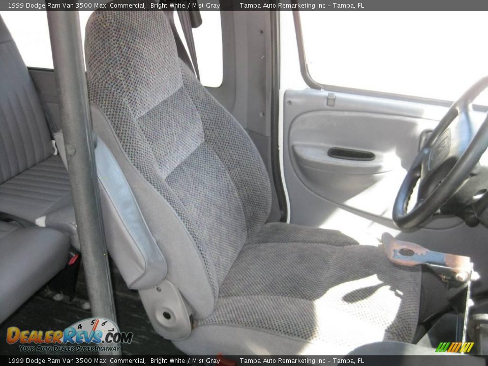 1999 Dodge Ram Van 3500 Maxi Commercial Bright White / Mist Gray Photo #24