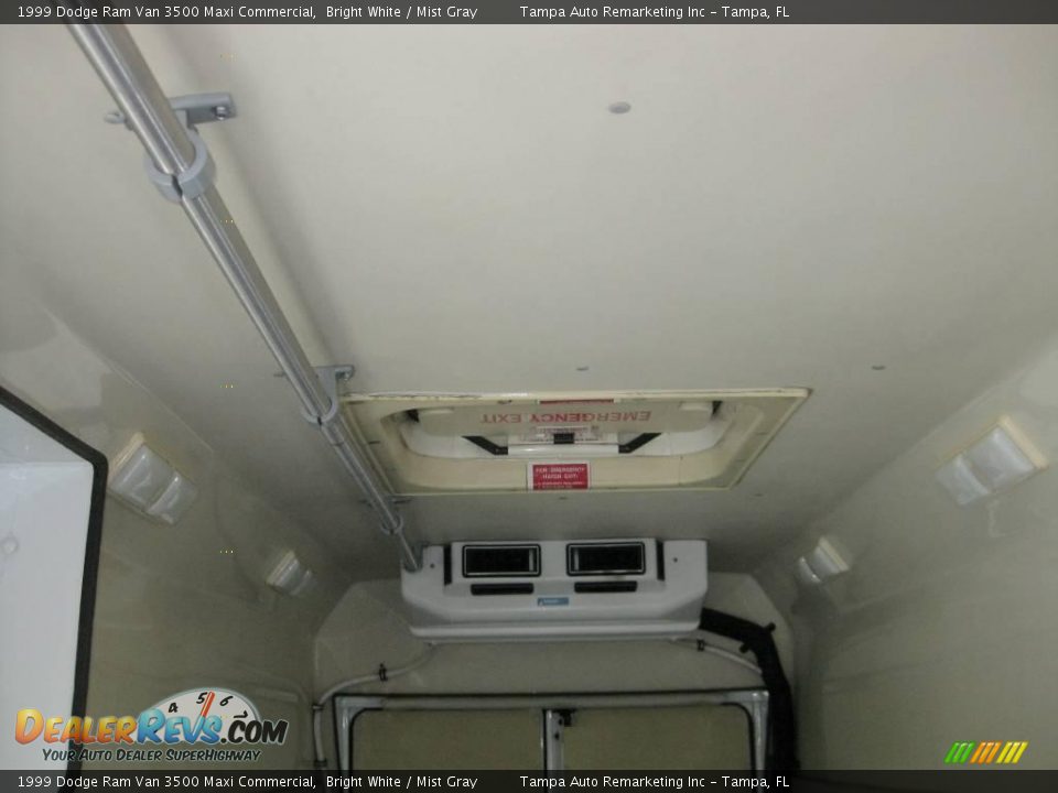 1999 Dodge Ram Van 3500 Maxi Commercial Bright White / Mist Gray Photo #25