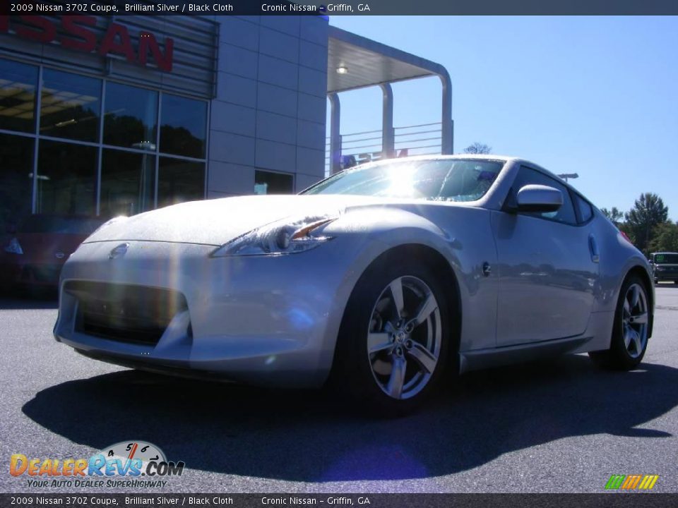 2009 Nissan 370Z Coupe Brilliant Silver / Black Cloth Photo #2