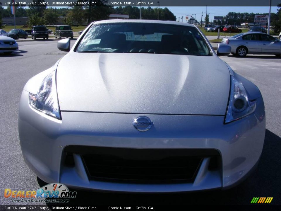 2009 Nissan 370Z Coupe Brilliant Silver / Black Cloth Photo #3