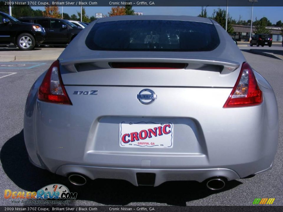 2009 Nissan 370Z Coupe Brilliant Silver / Black Cloth Photo #7