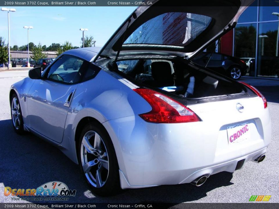 2009 Nissan 370Z Coupe Brilliant Silver / Black Cloth Photo #13