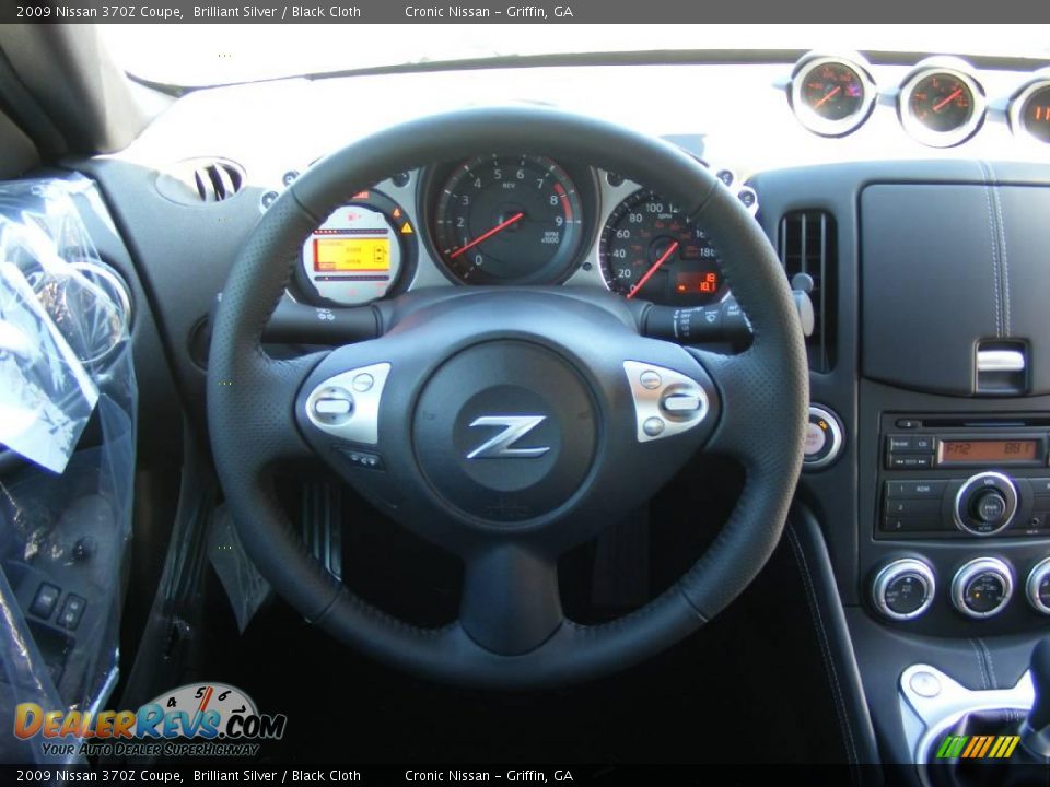 2009 Nissan 370Z Coupe Brilliant Silver / Black Cloth Photo #16