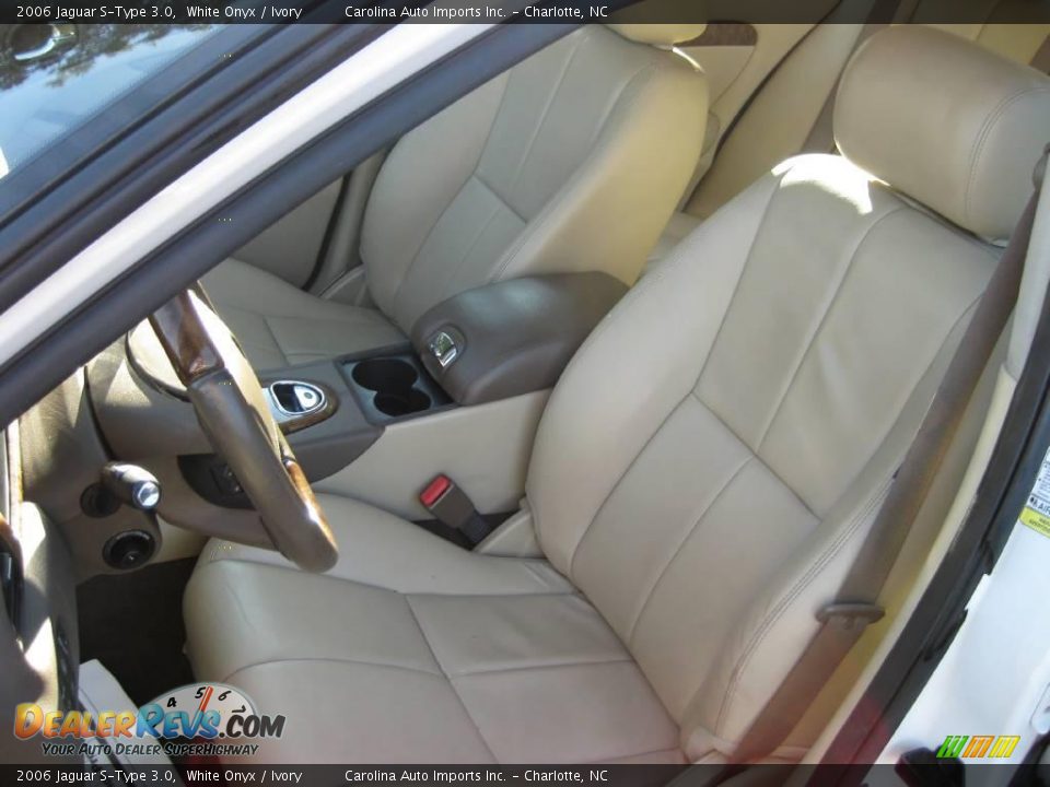 2006 Jaguar S-Type 3.0 White Onyx / Ivory Photo #16