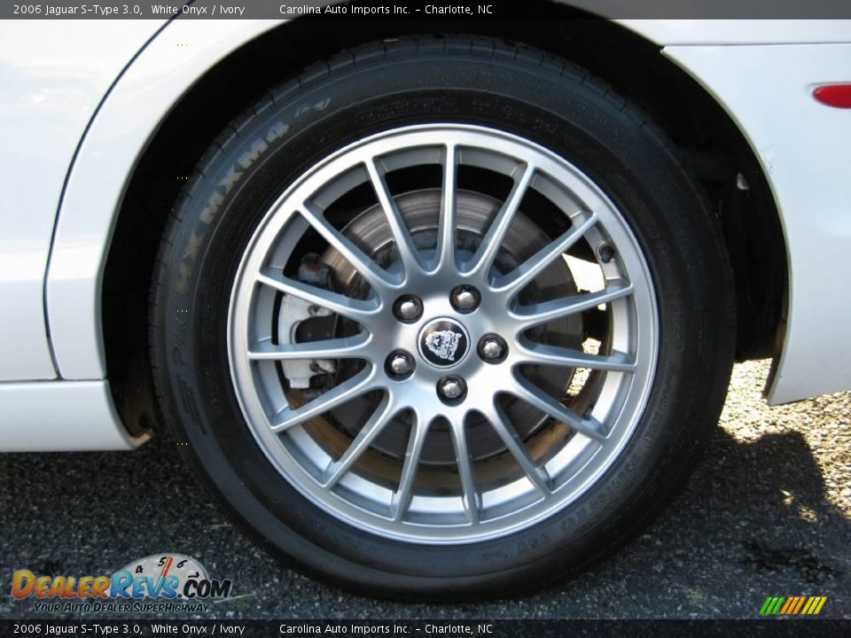 2006 Jaguar S-Type 3.0 White Onyx / Ivory Photo #26