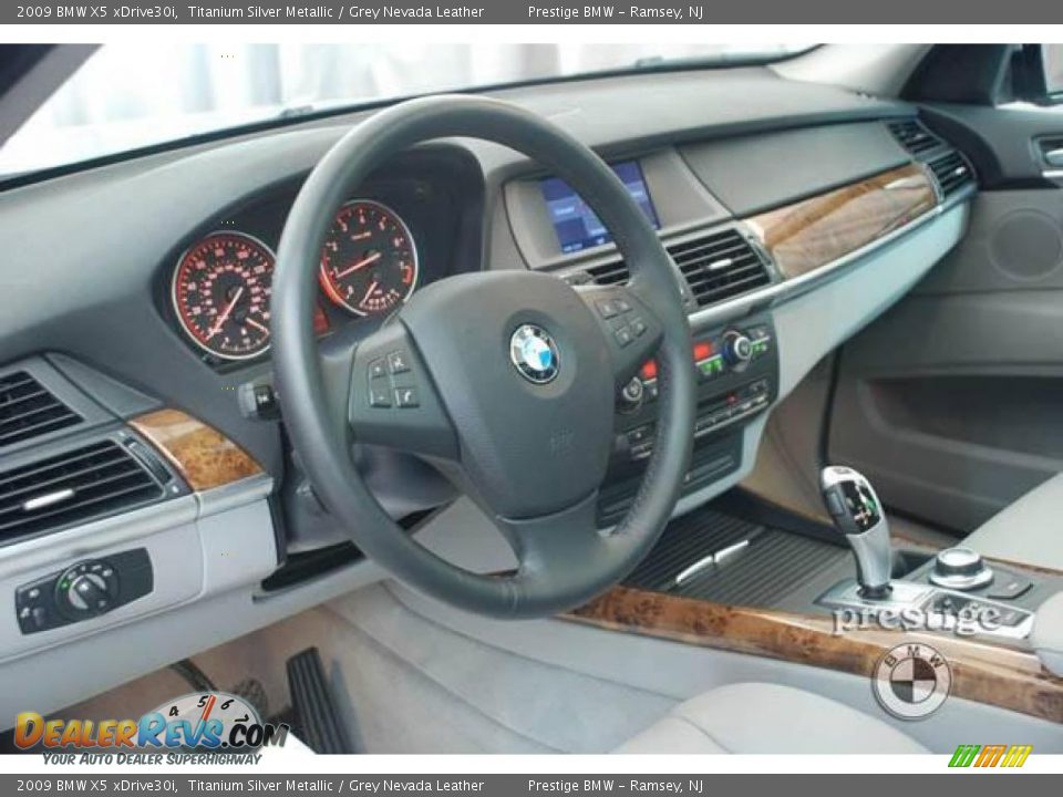 2009 BMW X5 xDrive30i Titanium Silver Metallic / Grey Nevada Leather Photo #4