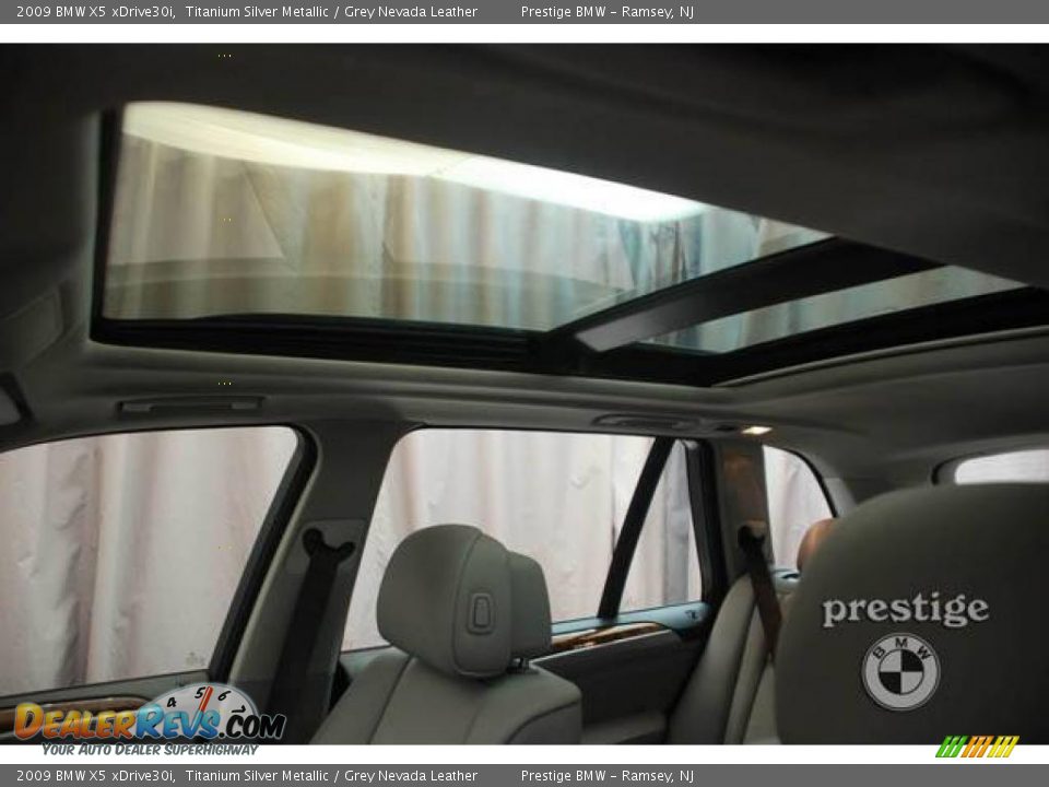 2009 BMW X5 xDrive30i Titanium Silver Metallic / Grey Nevada Leather Photo #8