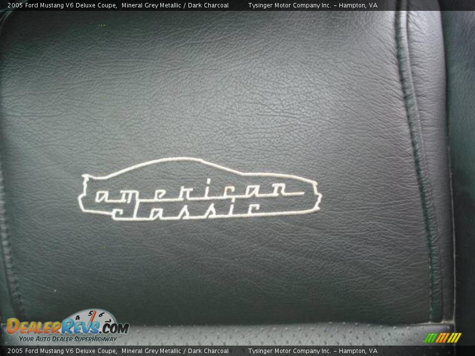 2005 Ford Mustang V6 Deluxe Coupe Mineral Grey Metallic / Dark Charcoal Photo #11