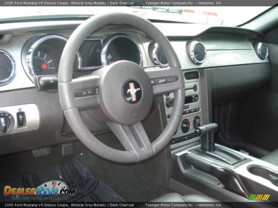 2005 Ford Mustang V6 Deluxe Coupe Mineral Grey Metallic / Dark Charcoal Photo #13