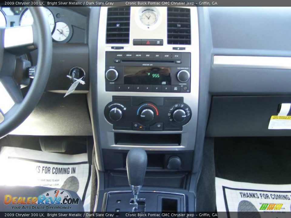 2009 Chrysler 300 LX Bright Silver Metallic / Dark Slate Gray Photo #15
