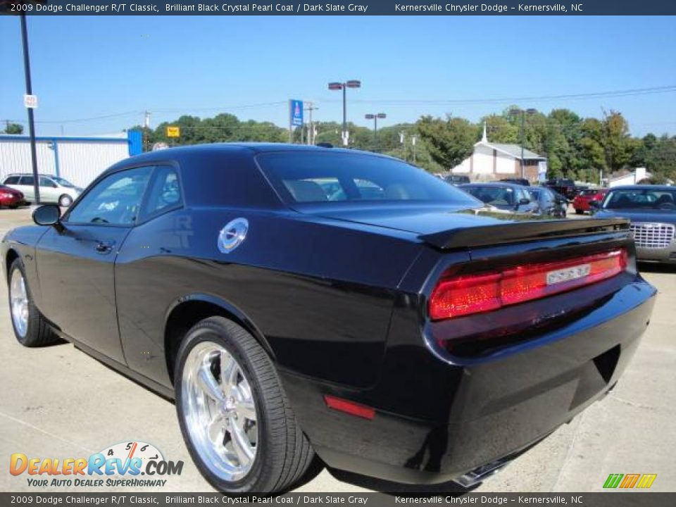 2009 Dodge Challenger R/T Classic Brilliant Black Crystal Pearl Coat / Dark Slate Gray Photo #4