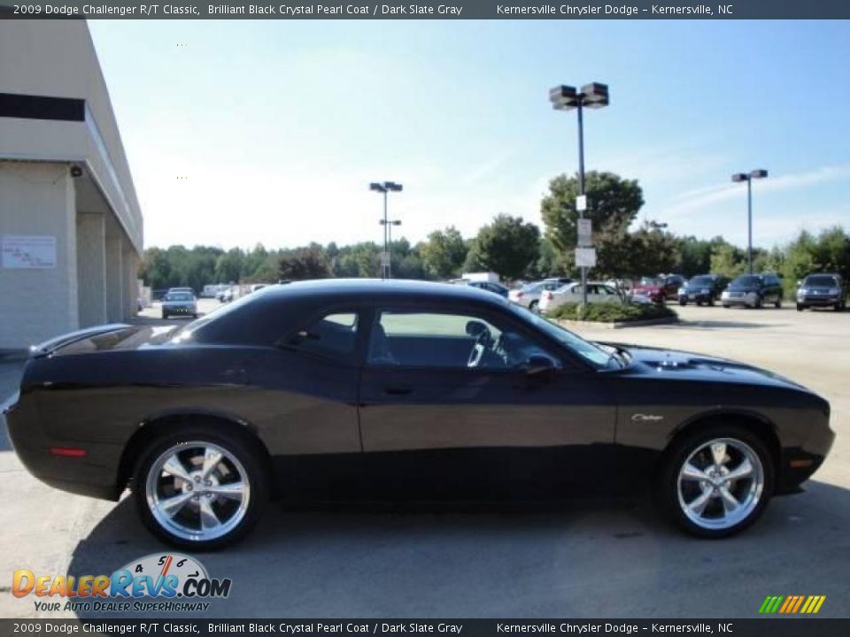 2009 Dodge Challenger R/T Classic Brilliant Black Crystal Pearl Coat / Dark Slate Gray Photo #7