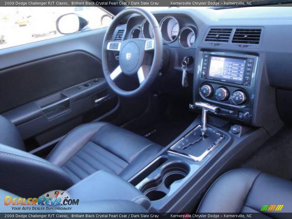 2009 Dodge Challenger R/T Classic Brilliant Black Crystal Pearl Coat / Dark Slate Gray Photo #23