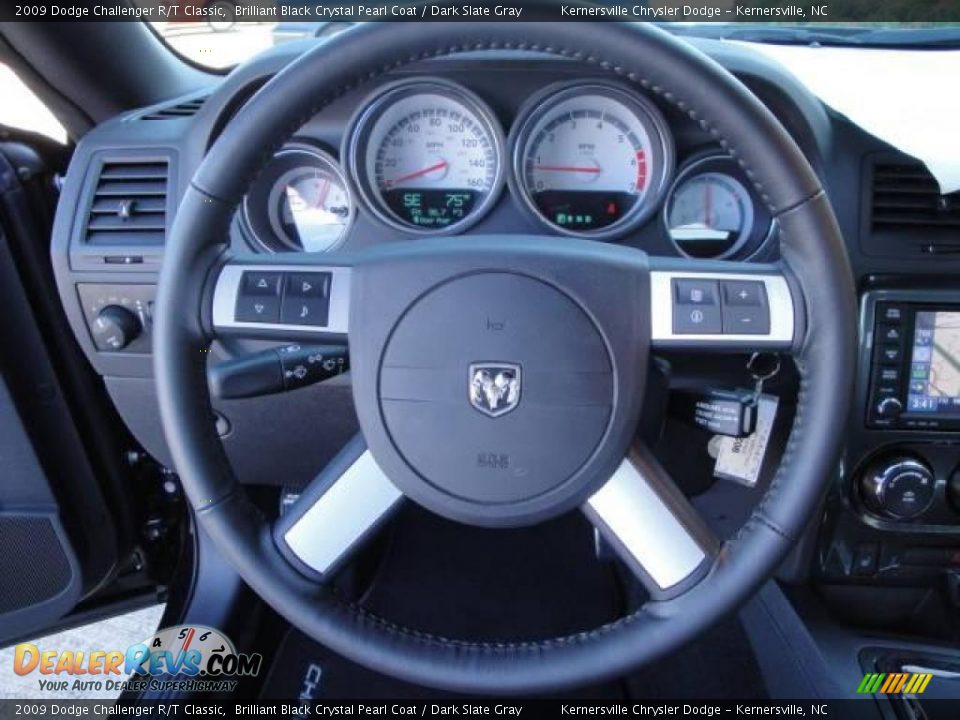 2009 Dodge Challenger R/T Classic Brilliant Black Crystal Pearl Coat / Dark Slate Gray Photo #30