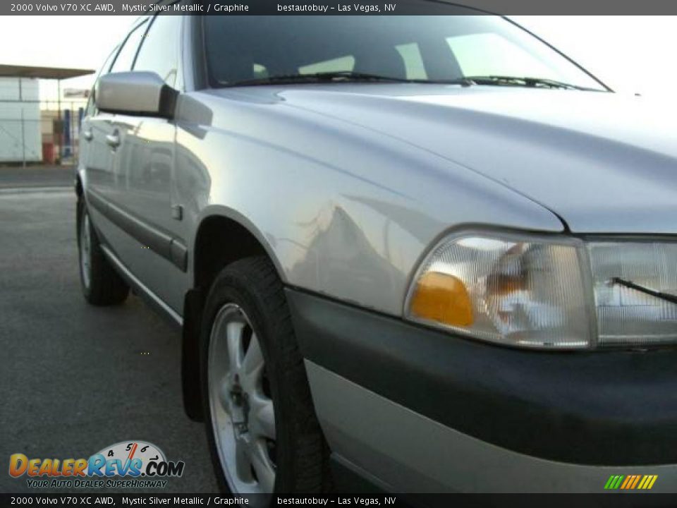 2000 Volvo V70 XC AWD Mystic Silver Metallic / Graphite Photo #24