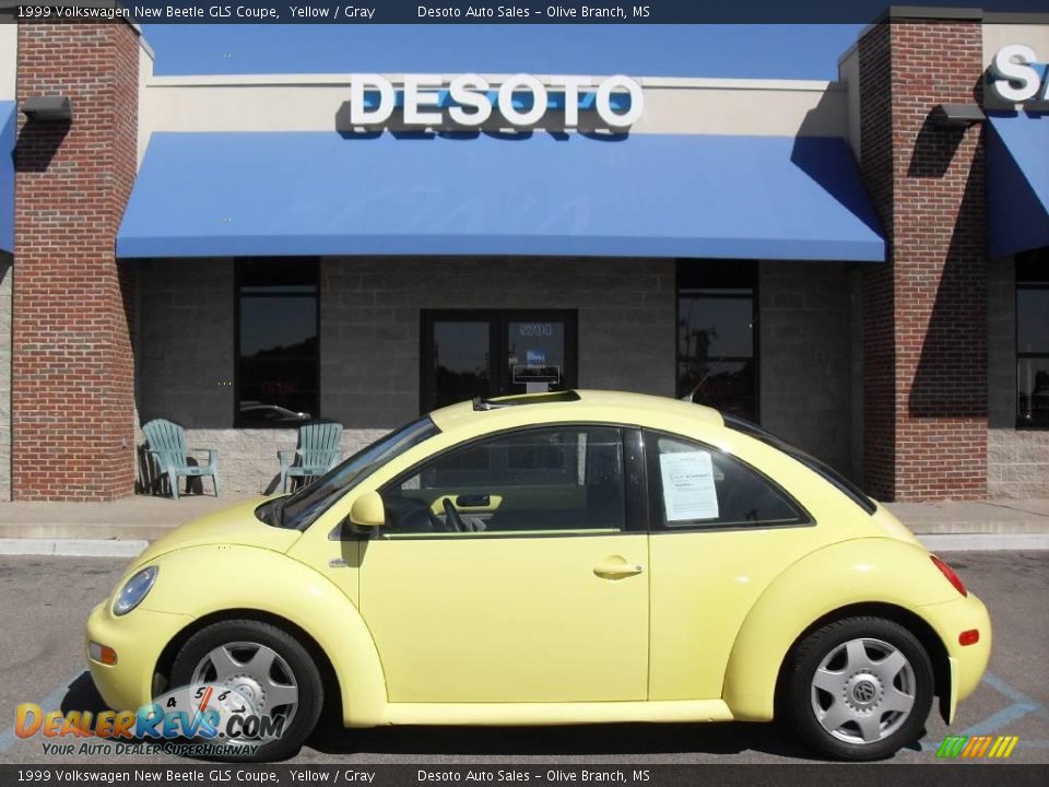 1999 Volkswagen New Beetle GLS Coupe Yellow / Gray Photo #1
