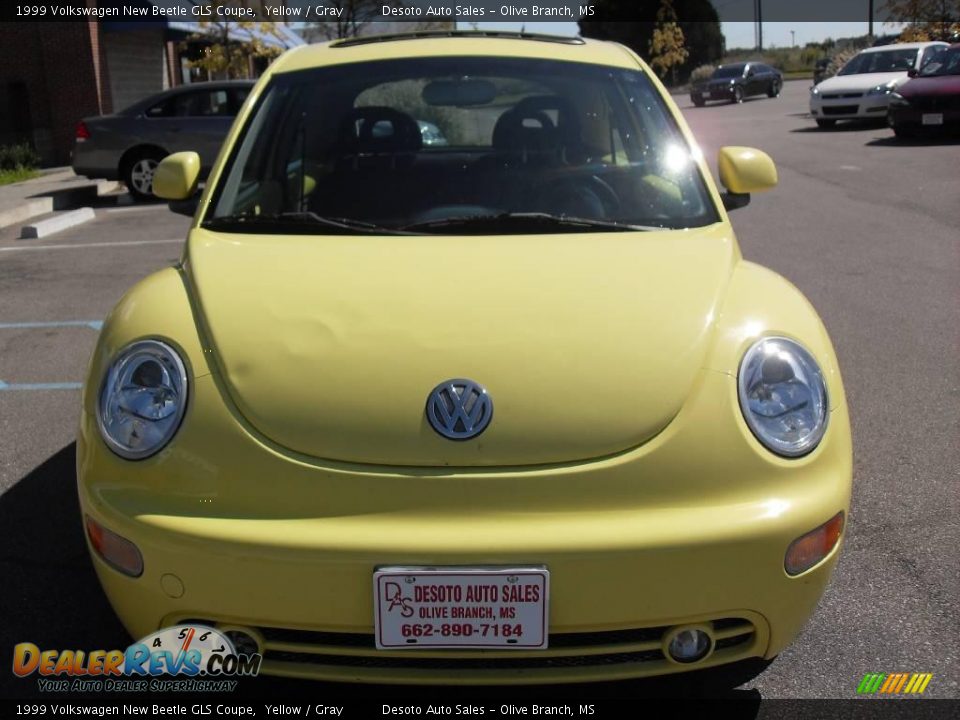 1999 Volkswagen New Beetle GLS Coupe Yellow / Gray Photo #3