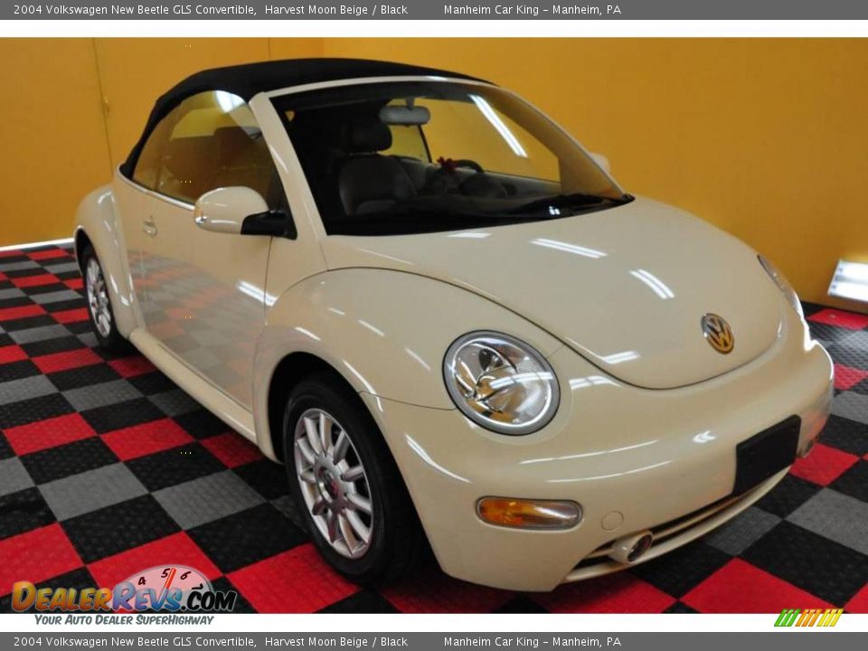2004 Volkswagen New Beetle GLS Convertible Harvest Moon Beige / Black Photo #1