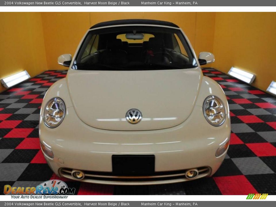 2004 Volkswagen New Beetle GLS Convertible Harvest Moon Beige / Black Photo #2