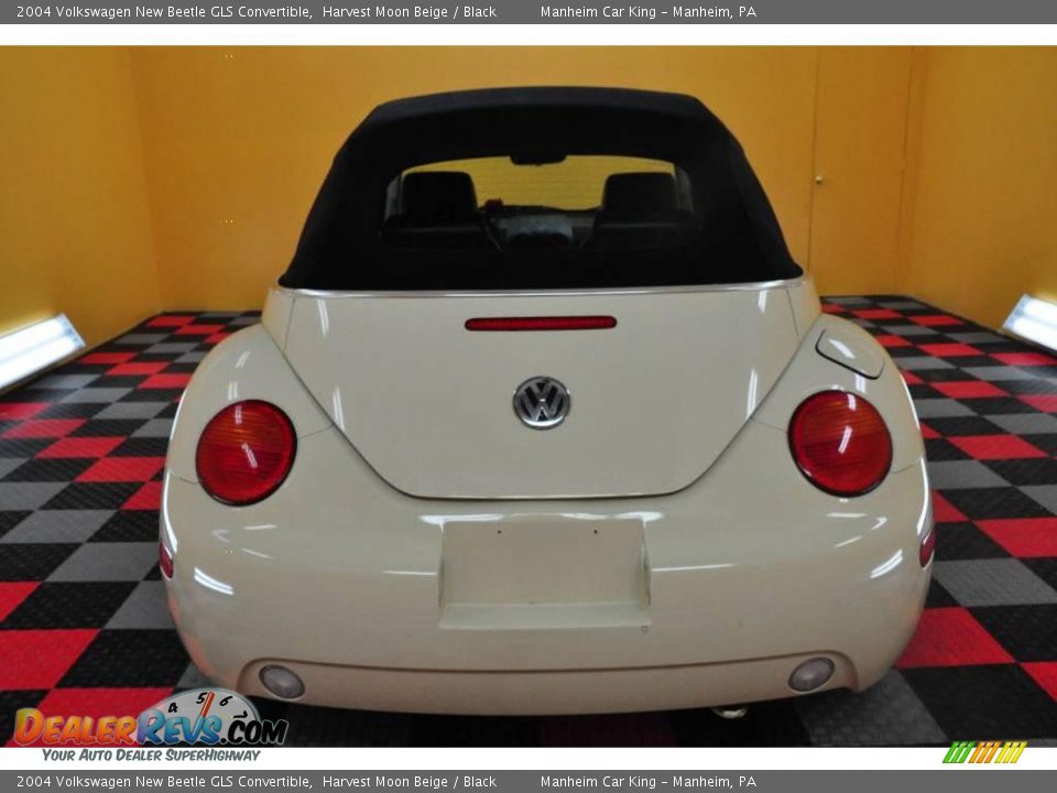 2004 Volkswagen New Beetle GLS Convertible Harvest Moon Beige / Black Photo #5