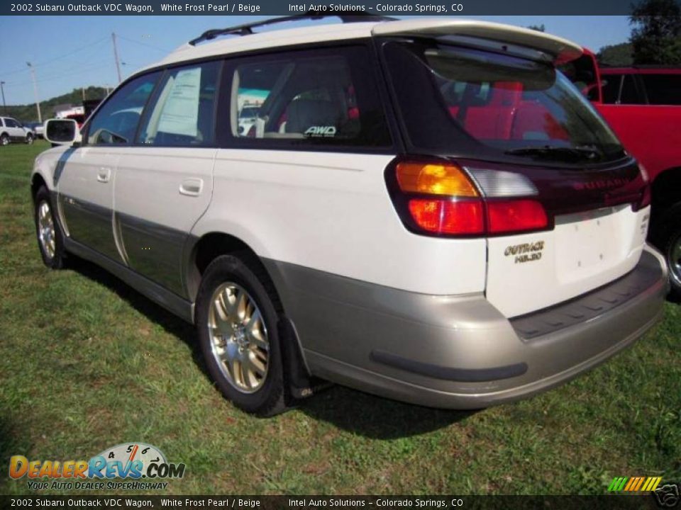 2002 Subaru Outback VDC Wagon White Frost Pearl / Beige Photo #4