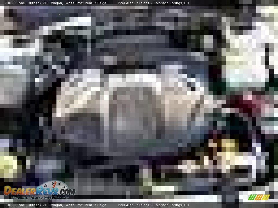 2002 Subaru Outback VDC Wagon White Frost Pearl / Beige Photo #17