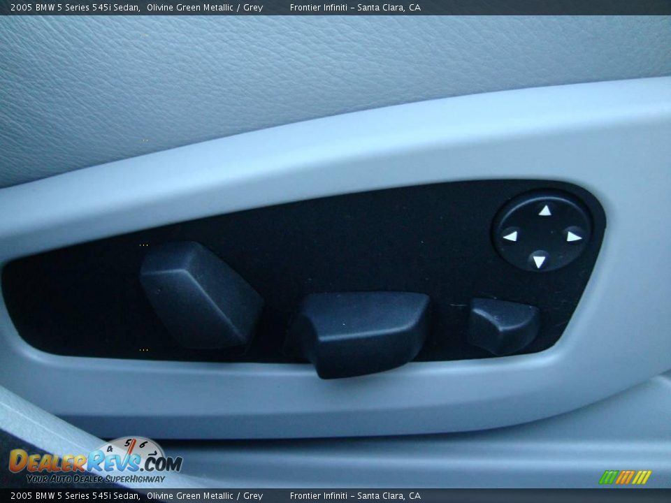 2005 BMW 5 Series 545i Sedan Olivine Green Metallic / Grey Photo #35