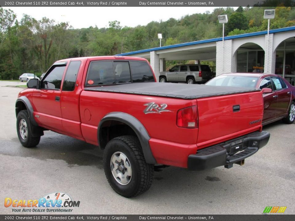 2002 Chevrolet S10 ZR2 Extended Cab 4x4 Victory Red / Graphite Photo #4