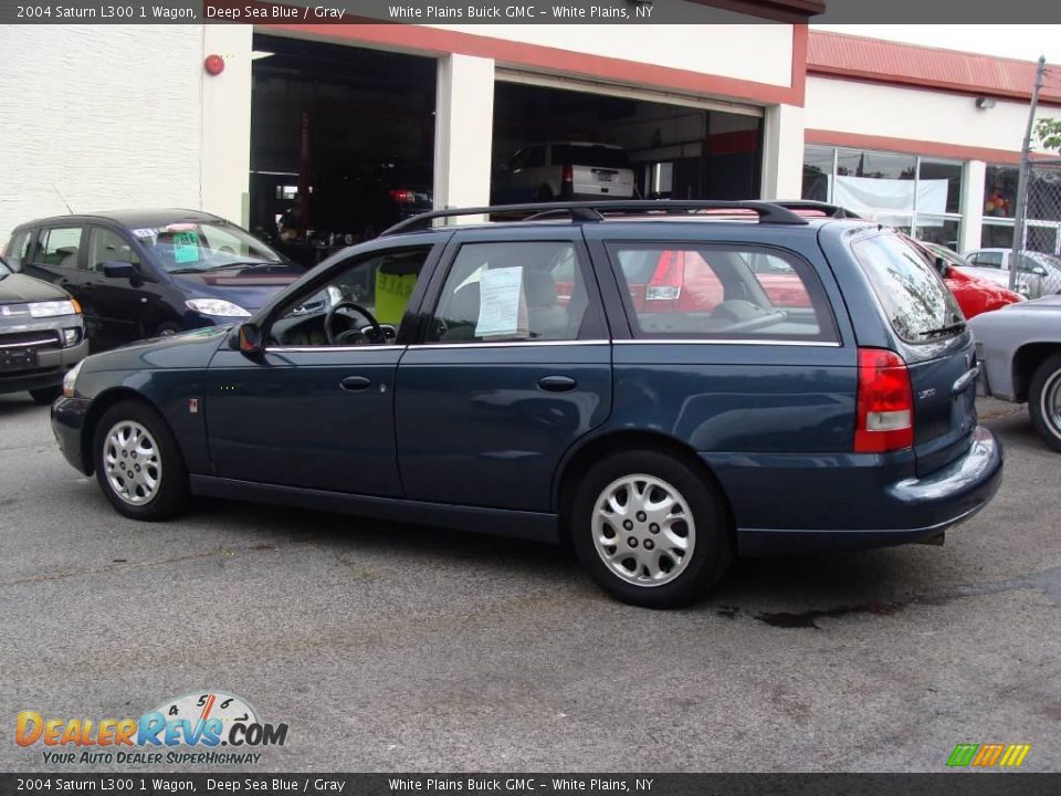 2004 Saturn L300 1 Wagon Deep Sea Blue / Gray Photo #7