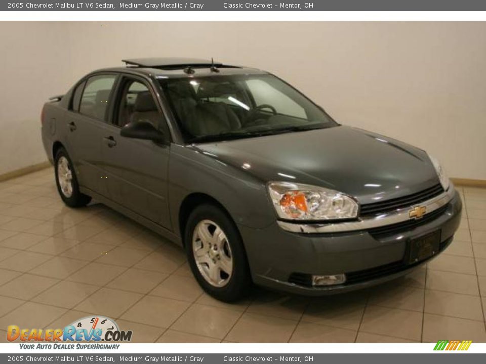 2005 Chevrolet Malibu LT V6 Sedan Medium Gray Metallic / Gray Photo #1