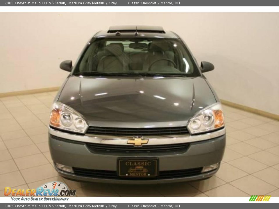 2005 Chevrolet Malibu LT V6 Sedan Medium Gray Metallic / Gray Photo #2