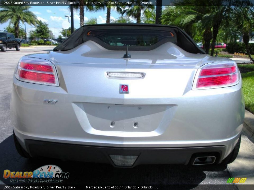 2007 Saturn Sky Roadster Silver Pearl / Black Photo #7
