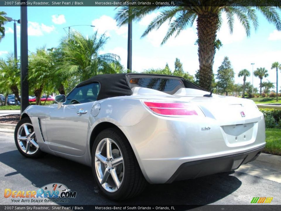 2007 Saturn Sky Roadster Silver Pearl / Black Photo #8